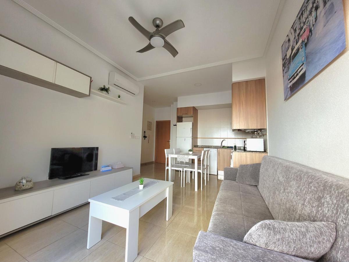 Apartamento Con Patio, Piscina Y Parking Privado El Campello Bagian luar foto